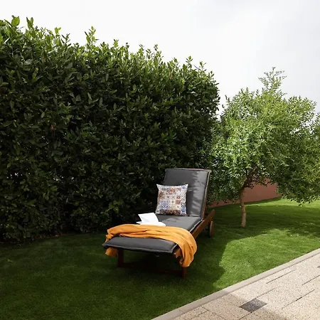 Pool With Traditional Dalmatian Konoba Privat bolig Nin